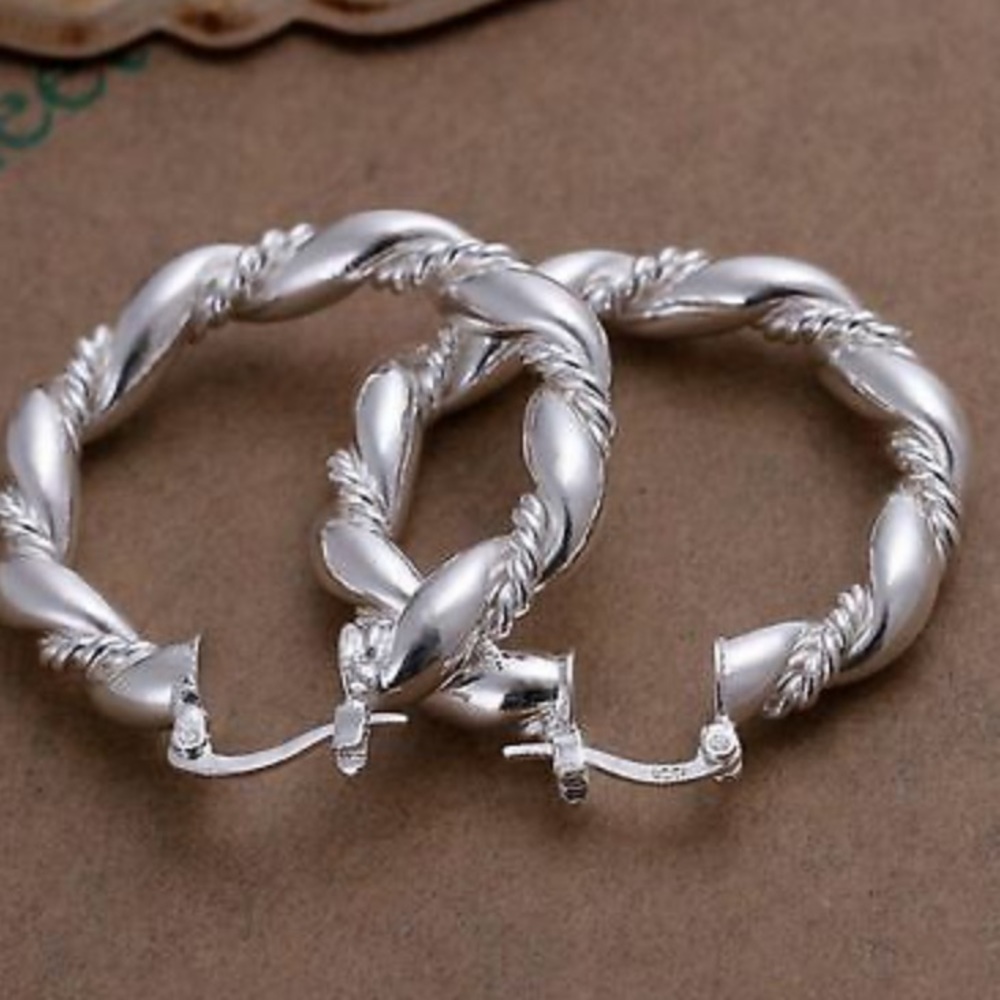 NEW Stamped 925 Sterling Silver Earrings - Picture 3 of 3